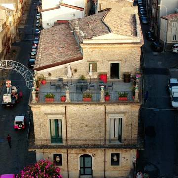 Cottage pour 3 personnes, avec terrasse à Montalbano Elicona
