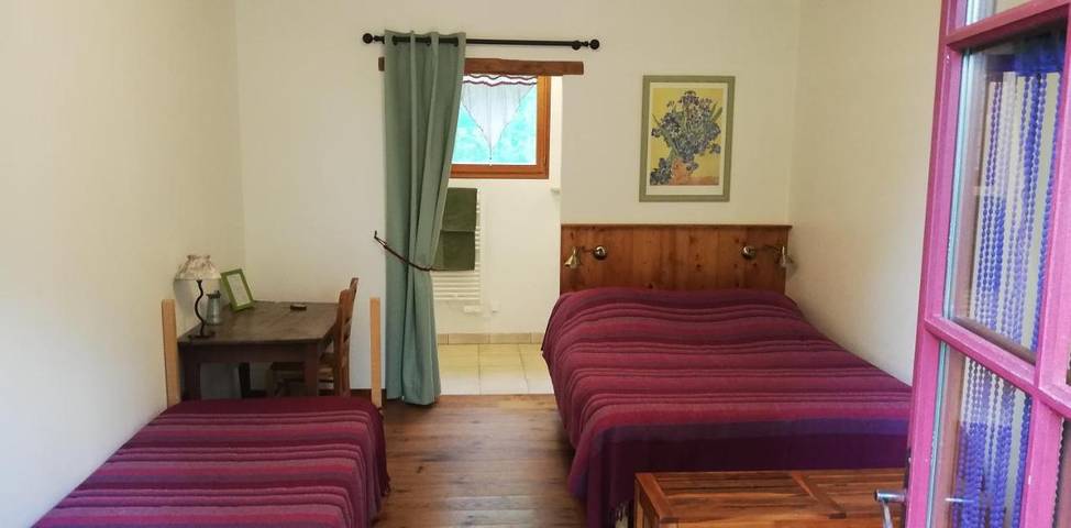 Gîte pour 3 personnes, avec jardin à Tour-de-Faure - 4