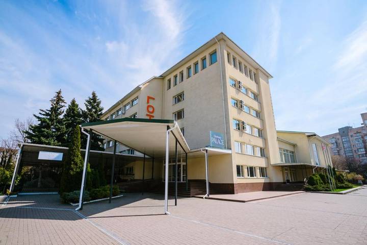 Hôtel pour 4 personnes, avec jardin, animaux acceptés