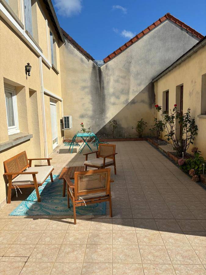 Gîte pour 2 personnes, avec terrasse à Le Blanc - 2
