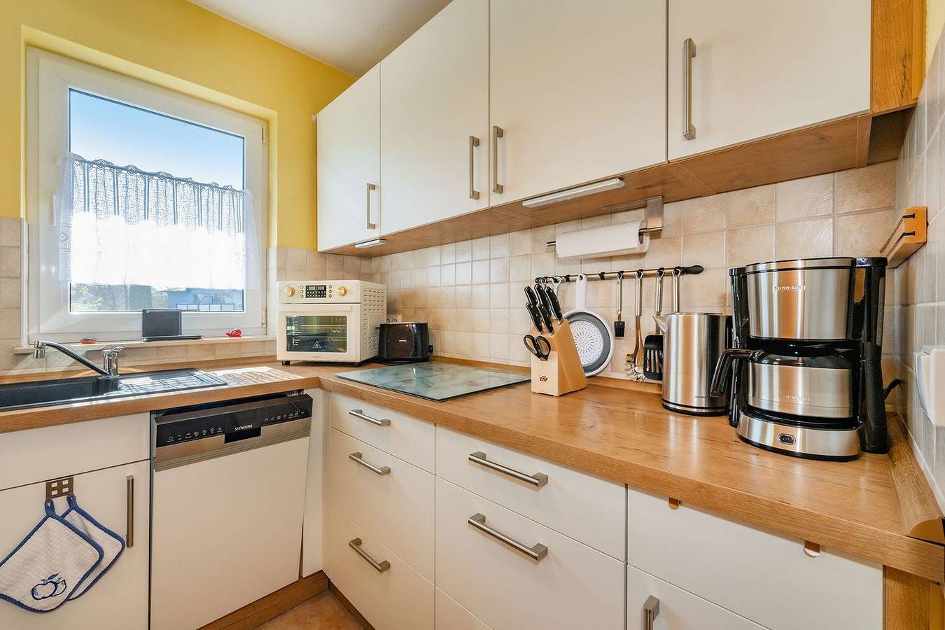 Ganze Wohnung, Ostseetrio Haus 1 - 04 - Balkon, zentrale Lage moderne Ausstattung in Zinnowitz, Usedomer Norden