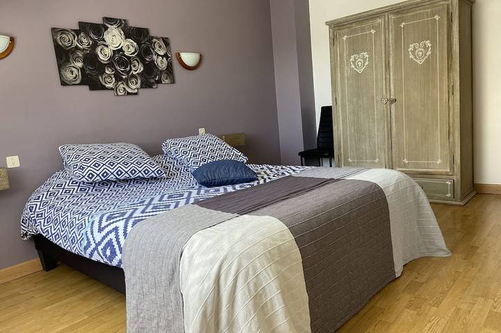 Location de vacances pour 6 personnes, avec terrasse, animaux acceptés à Saint-Broladre - 4