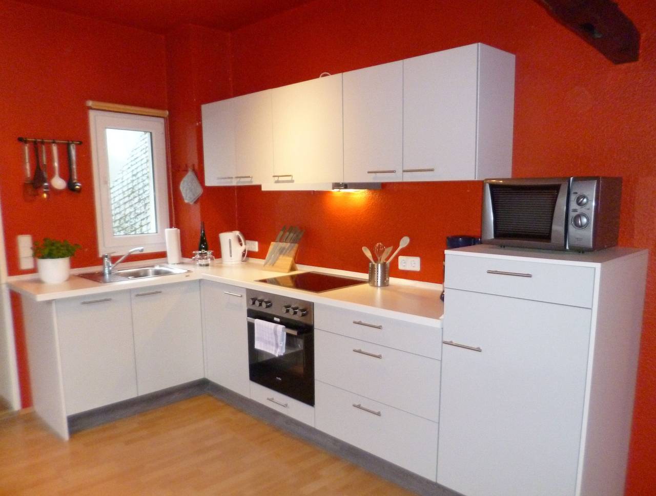 Apartamento entero, Apartamento 'Ferienhaus Rheinblick Wohnung 4' con terraza compartida, Wi-Fi y aire acondicionado. in Neuendorf (koblenz), Coblenza