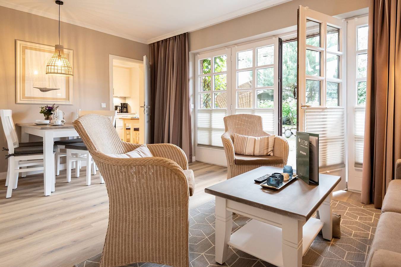 Ganze Wohnung, Gemütliche 2-Zimmer Wohnung auf ca. 50 m² für bis zu 4 Personen in Westerland. in Westerland, Sylt (Gemeinde)