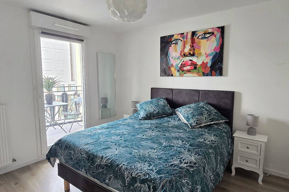 Entire apartment, Cosy new apartment near metro 14 in Thiais, Val-de-Marne