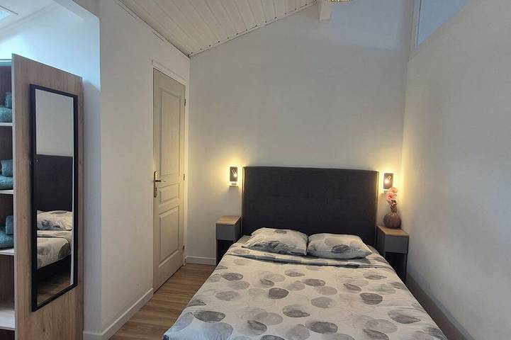 Gîte pour 4 personnes, avec jardin à Allinges - 2