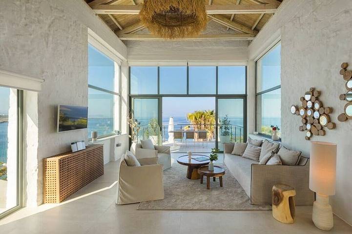 Ferienhaus für 6 Personen, mit Pool und Balkon sowie Garten