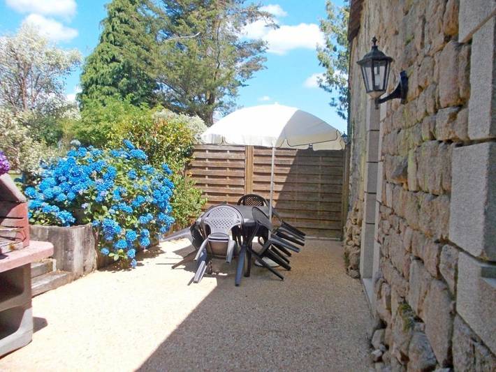 Gîte pour 6 personnes, avec jardin à Guern - 3