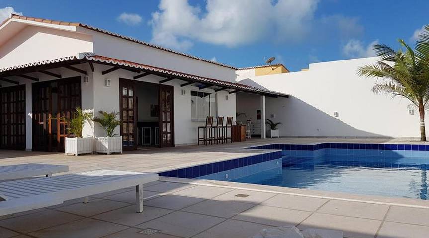 Casas e apartamentos de temporada para 8 pessoas, com vista e balcão e ainda piscina em Touros