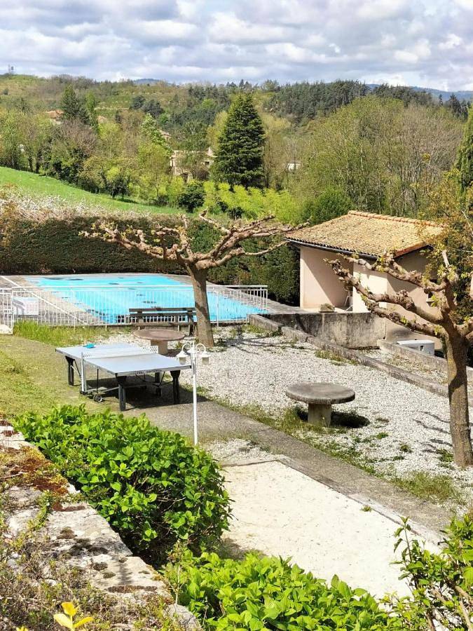 Hôtel pour 2 personnes, avec piscine ainsi que jardin et vue à Le Crestet - 4
