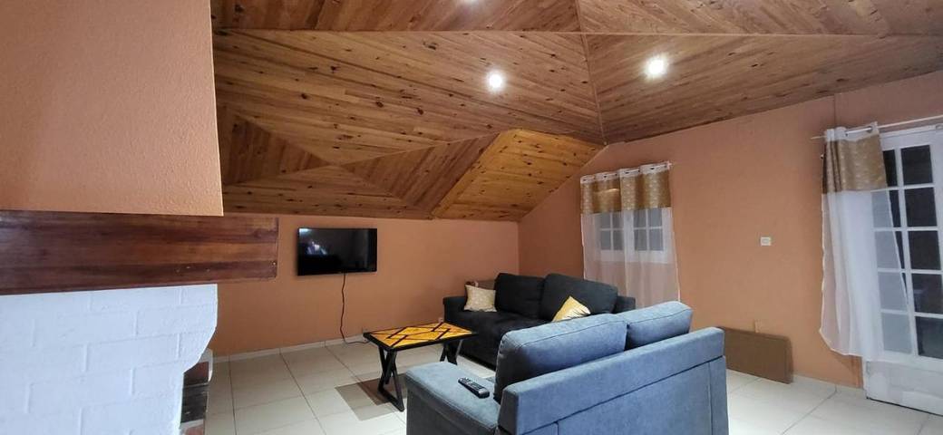 Location de vacances pour 8 personnes, avec balcon et vue à Cilaos - 4