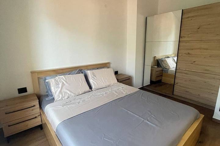 Gîte pour 4 personnes, avec balcon dans Risan - 3