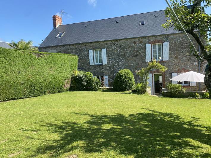 Gîte pour 6 personnes, avec terrasse et jardin à Saint-Maurice-en-Cotentin
