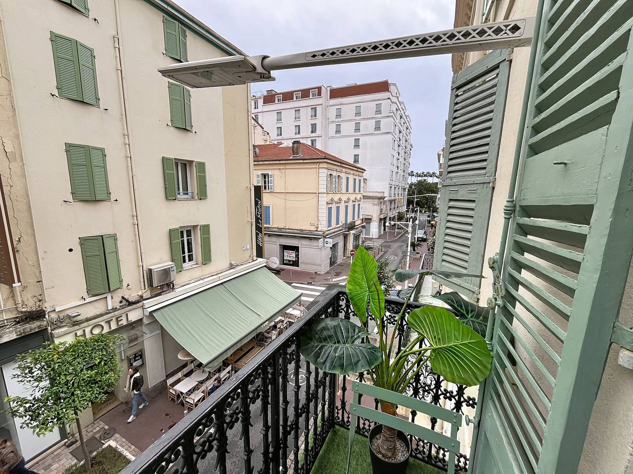Appartement entier, 2 bdr / 2 baths 2 mins Croisette and palais 317 in Cannes, Côte méditerranéenne (France)