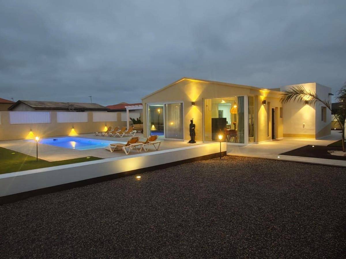 Villa with Private Pool in Lajares, La Oliva