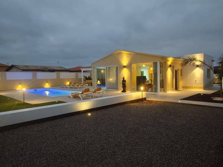 Villa für 10 Personen, mit Pool und Ausblick sowie Garten - 1