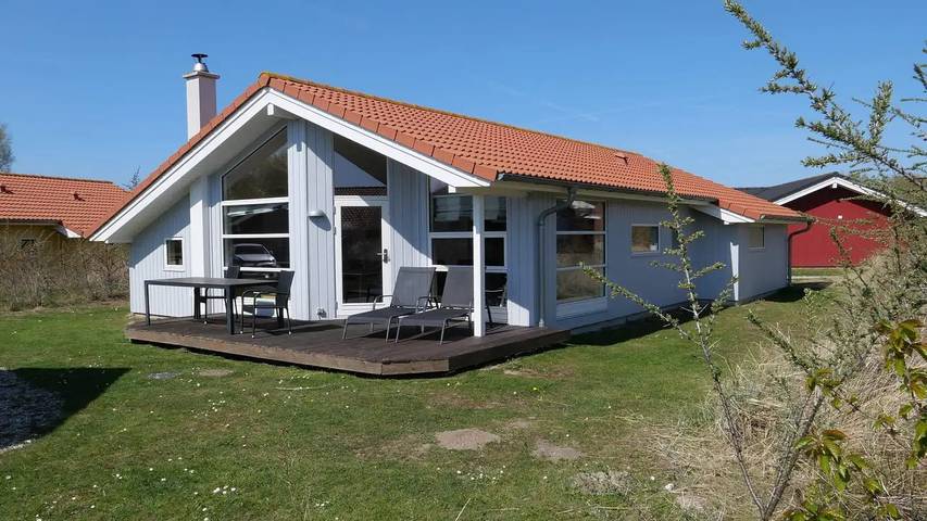 Ferienhaus für 9 Personen, mit Sauna und Terrasse sowie Whirlpool in Großenbrode - 2