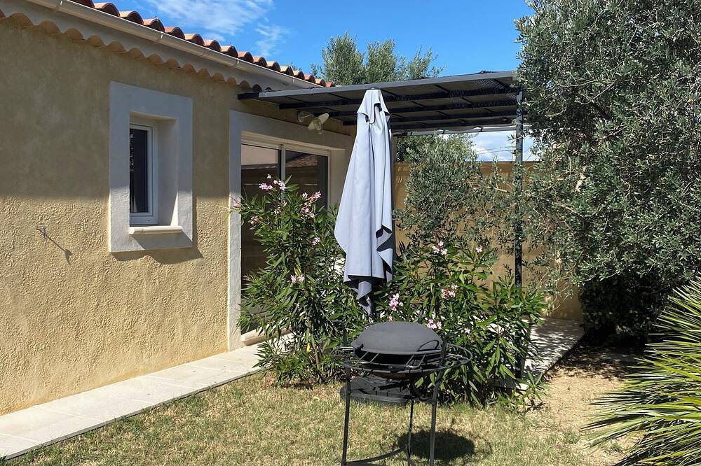 Maison 60 m2 au pied du Ventoux : construction neuve in Caromb, Parc naturel régional du Mont-Ventoux