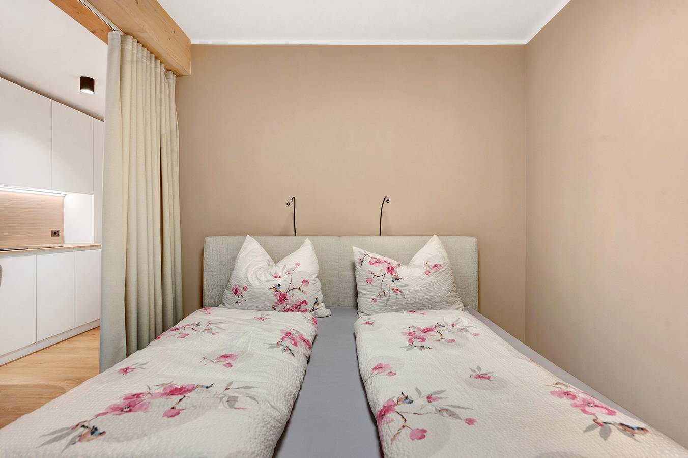 Gehele studio, Appartement 'Heidi' met gemeenschappelijke tuin en wifi in Deutschnofen, Eggental