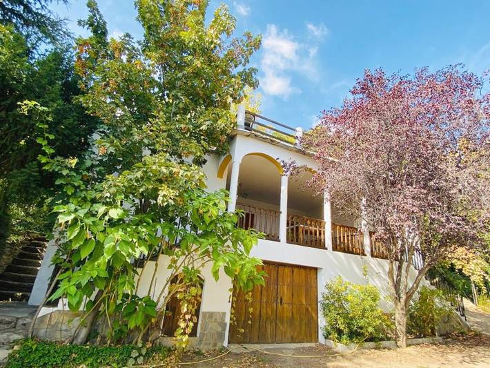 Casa rural para 2 personas, con Balcón y Jacuzzi además de Terraza y Jardín en Yegen
