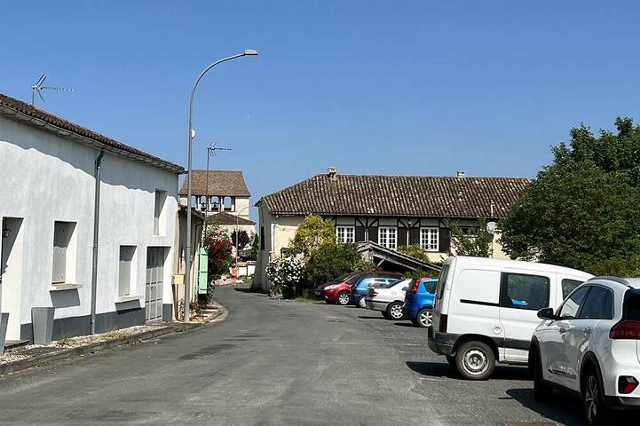 Location de vacances pour 6 personnes, avec Terrasse et Jardin à Montaut (Lot-et-Garonne)