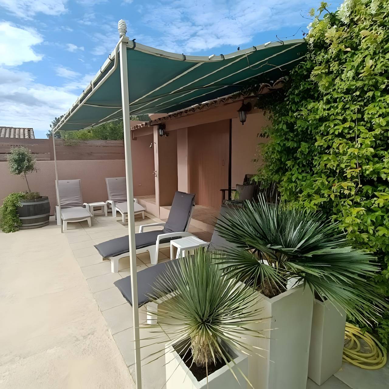 Cabaña provenzal Hematite en el centro del Luberon in Gargas, Parque natural regional del Luberon