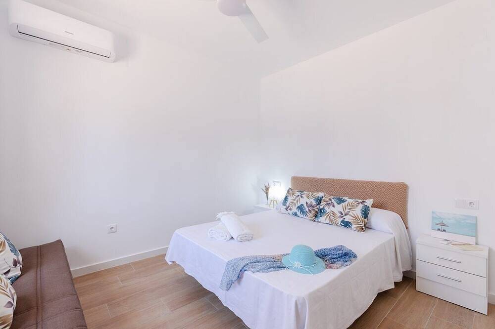 Blue Haven by Fidalsa in Catral, Provincia de Alicante