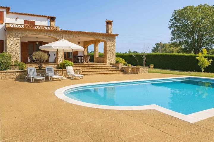 Casa rural para 14 personas, con Balcón y Terraza además de Jardín y Piscina en Caldas de Malavella - 2