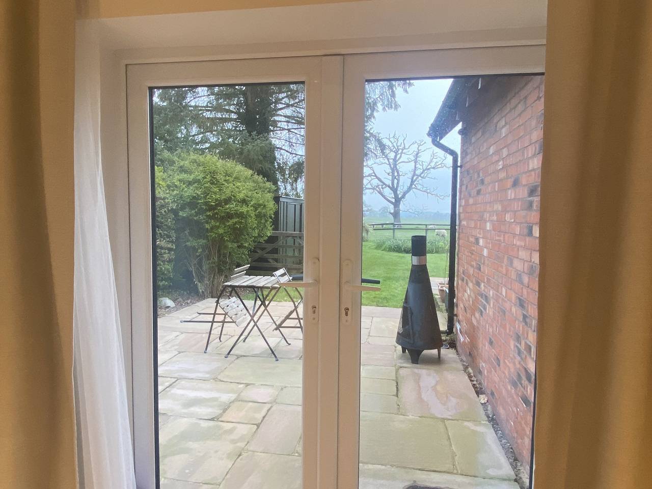 Entire studio, Private Room - Sleeps 2 - Private Entry - Parking in Tanworth in Arden, Warwickshire