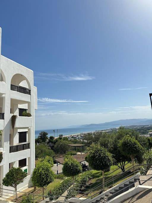 Gîte pour 7 personnes, avec piscine ainsi que jardin et vue dans Cabo Negro - 4