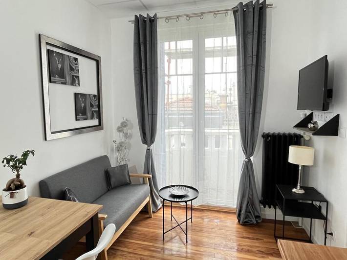 Gîte pour 2 personnes, avec balcon dans Thermes Callou - 2