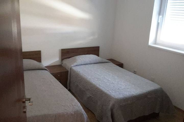 Gîte pour 4 personnes, avec jardin à Levens - 3