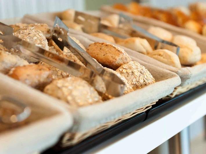 Hôtel pour 3 personnes, avec vue ainsi que jardin et terrasse à Leeuw-Saint-Pierre - 2