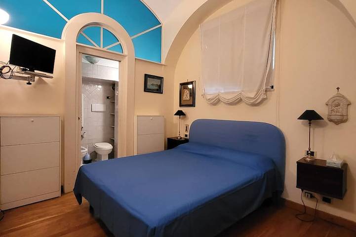 Apartamento entero, Large apartment in historic villa on Sorrento's peninsula by the Amalfi's coast in Piano di Sorrento, Sorrento Coast