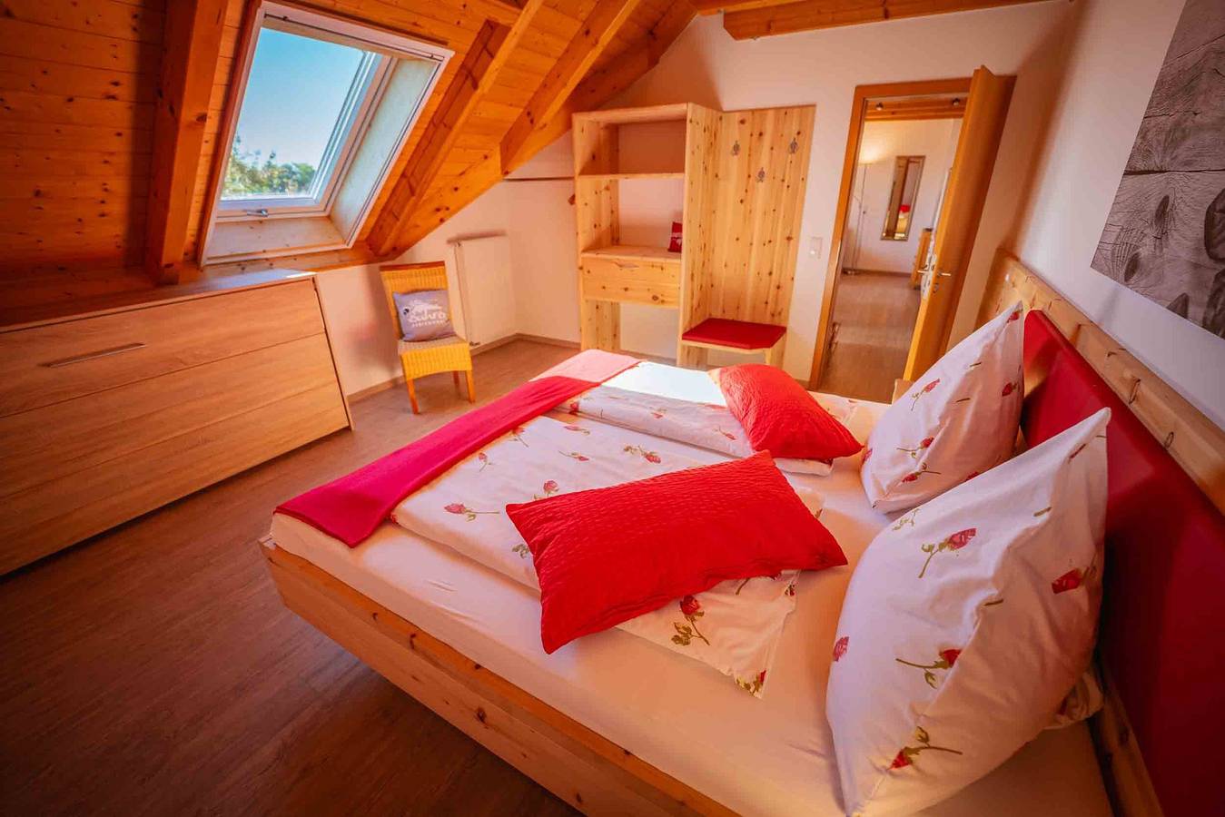 Ganze Wohnung, Ferienwohnung 'Rose' mit Bergblick, Gemeinschaftspool und Wlan in Freiamt, Südschwarzwald
