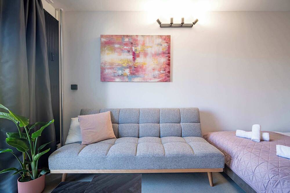 Ganze Wohnung, Cozy Hideaway Studio with Balcony in Kaschau, Ostslowakei
