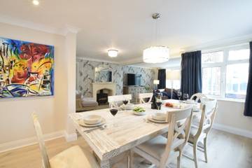 Log Cabin for 6 People in Southwold, Waveney District, Photo 2