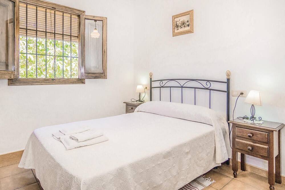 Schönes Haus in Iznájar in Iznájar, Córdoba Provinz