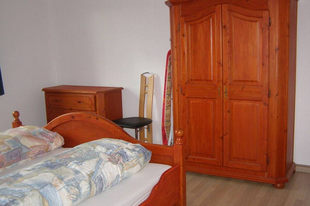 Ganze Wohnung, Ferienwohnung Schwarzwald-Baar, Villingen-Obereschach, 3 Zimmer, 5 Gäste in Villingen-Schwenningen, Mittlerer Schwarzwald