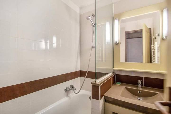 Ferienpark für 5 Personen, mit Terrasse und Garten sowie Pool in Südfrankreich - 3