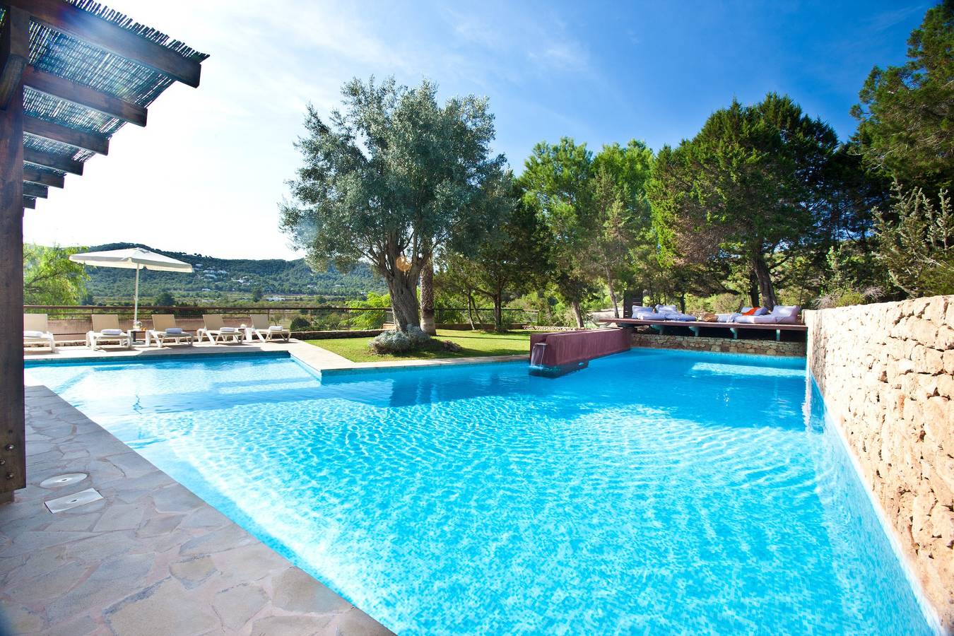 Eingebettet in die Natur und mit Pool - Villa Can Rafal in Cala Bassa, Sant Josep de sa Talaia