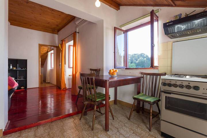 Ferienhaus für 5 Personen, mit Meerblick und Balkon sowie Terrasse und Garten in Cavtat