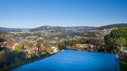 Chambre d’hôte pour 4 personnes, avec jardin à Castelo de Paiva