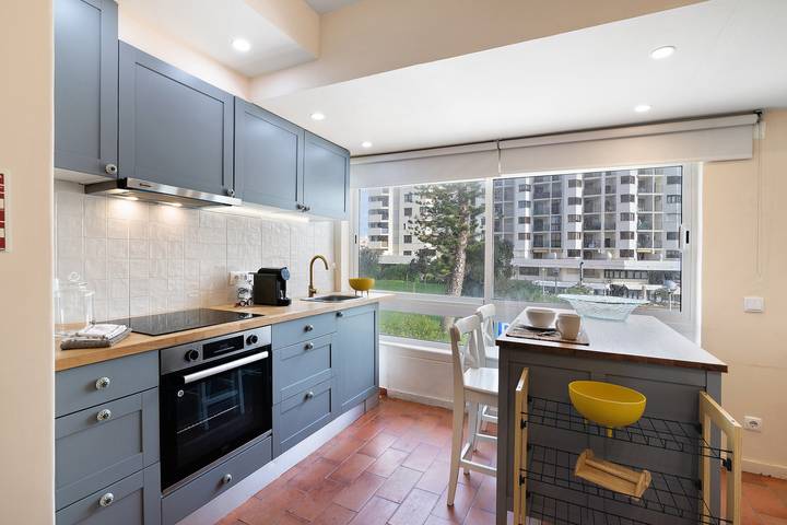 Entire apartment, Apartamento Davasa – Close to the Beach in Armação de Pêra (costa), Armação de Pera