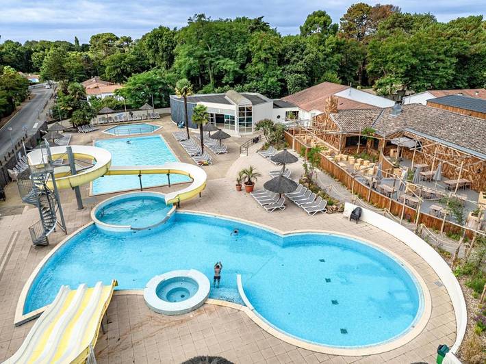 Camping pour 5 personnes, animaux acceptés