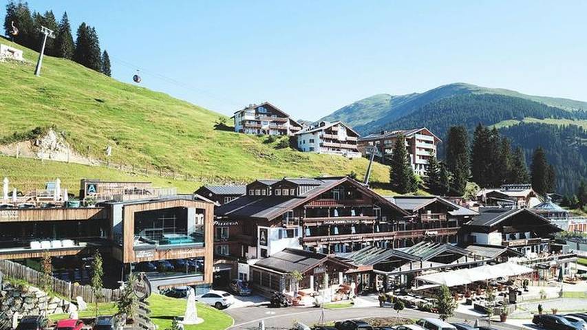 Ferienwohnung für 2 Personen, mit Garten und Pool in Königsleiten