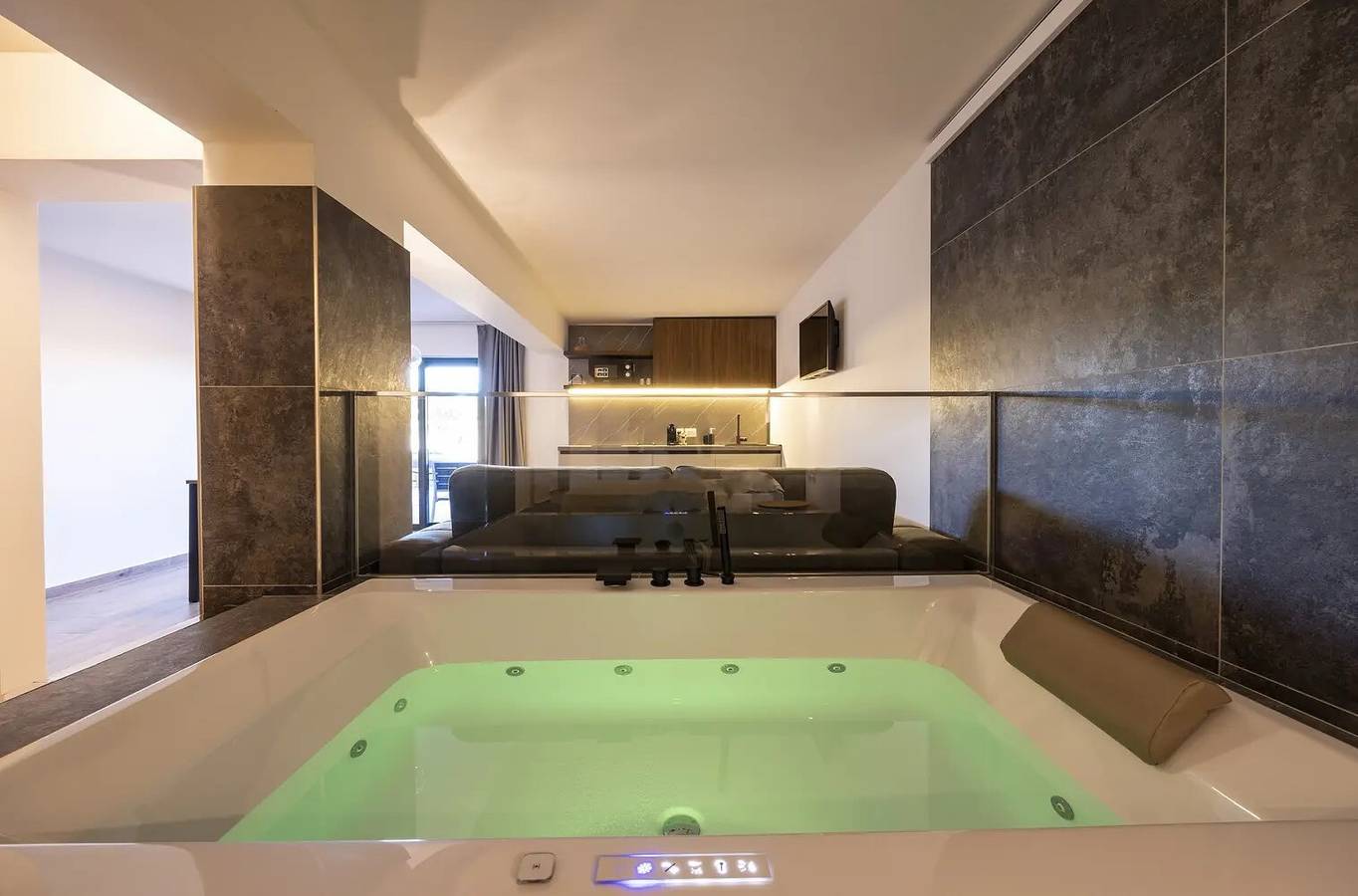 Monolocale intero, Appartamento per vacanze "La Brisa - Levante" con terrazza privata in Capo d'Orlando, Provincia di Messina