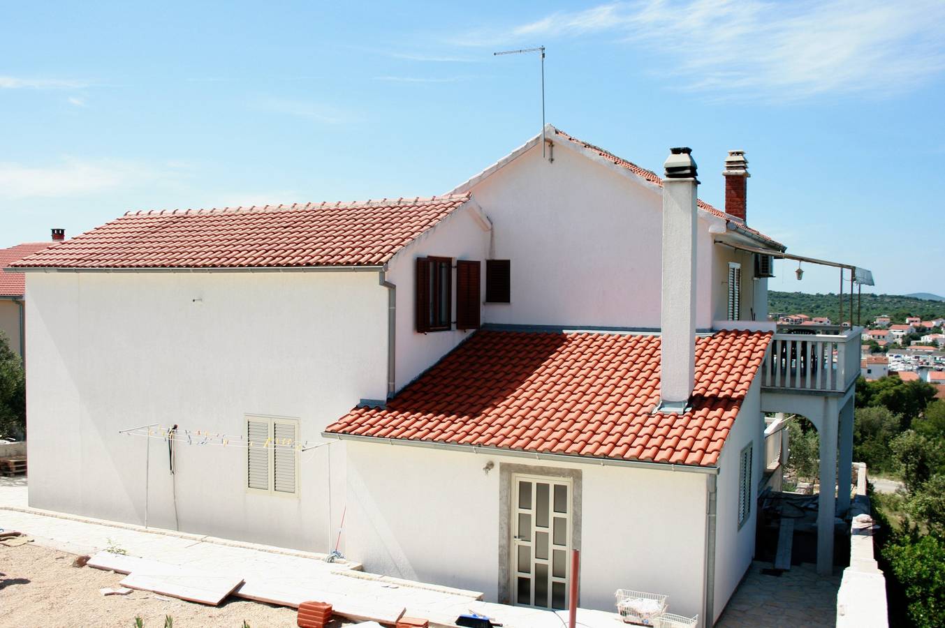 Ganze Wohnung, 2-Zimmer-Ferienwohnung mit Terrasse und Meerblick Jezera, Murter A-5079-a in Tisno, Murter