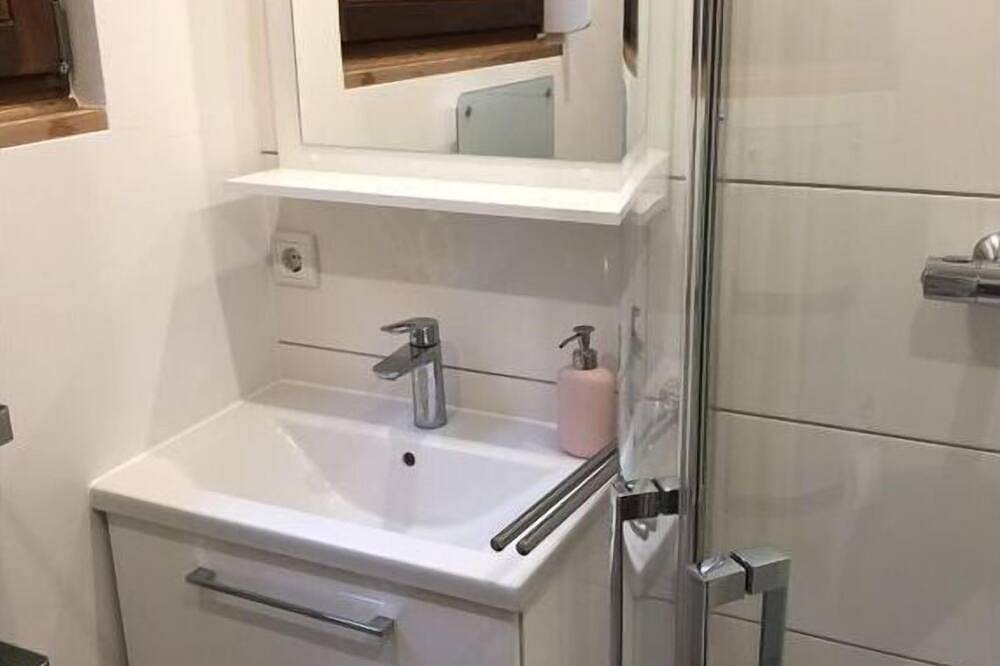 Ganze Wohnung, Märchenwaldhaus Drosselbart mit Sauna in Hambühren, Lüneburger Heide