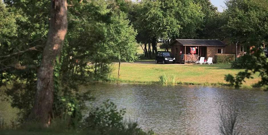Mobil home pour 4 personnes, avec piscine ainsi que terrasse et vue à Sainte-Reine-de-Bretagne - 4